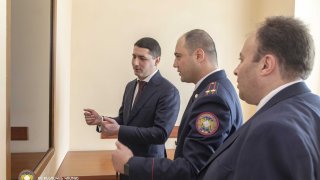 ՀՀ քննչական կոմիտեի զինվորական քննչական գլխավոր վարչության 6-րդ կայազորային քննչական բաժինը հիմնանորոգված վարչական շենք ունի․ բացման արարողությանը մասնակցել է ՀՀ քննչական կոմիտեի նախագահը (տեսանյութ, լուսանկարներ)